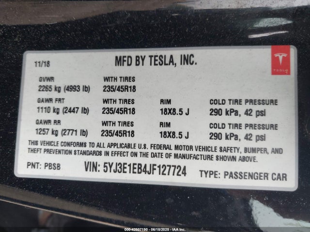 2018 TESLA MODEL 3 5YJ3E1EB4JF127724 Photo 8