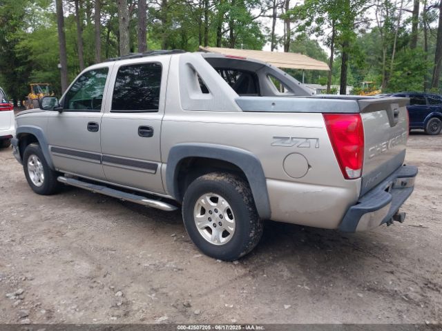 2004 CHEVROLET AVALANCHE 1500 3GNEK12TX4G226357 Photo 2