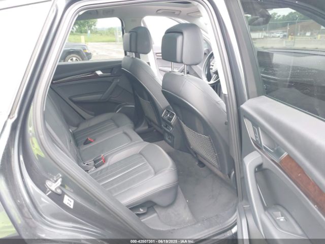 2019 AUDI Q5 WA1ANAFY4K2074466 Photo 7