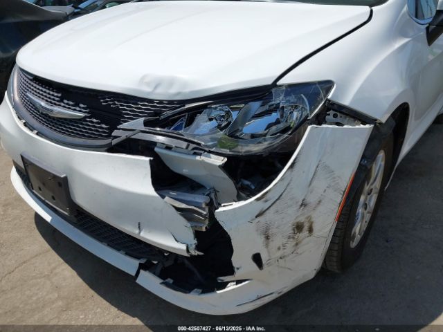 2022 CHRYSLER VOYAGER 2C4RC1CG2NR104452 Photo 5