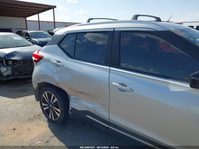 3N1CP5CU9JL519656 Nissan 2018