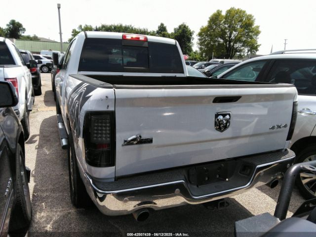 1C6RR7LM3HS879439 RAM 1500 Big Horn  4x4 5'7 Box