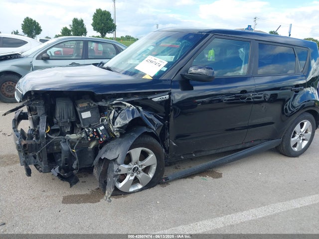 2017 Kia Soul მანქანა იყიდება აუქციონზე, vin: KNDJN2A23H7502165, აუქციონის ნომერი: 42507474