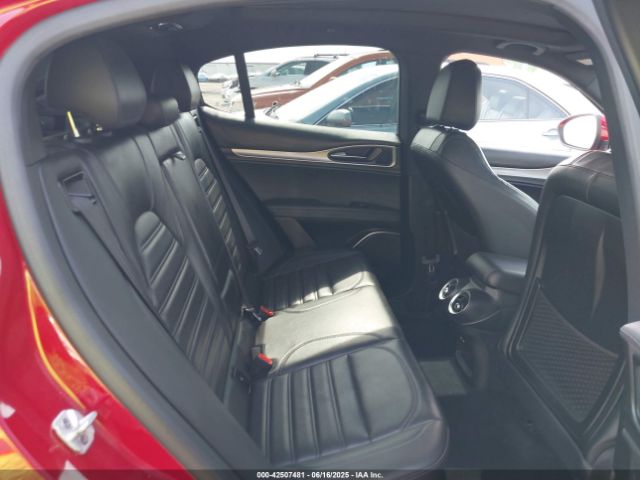 2019 ALFA ROMEO STELVIO ZASPAKBN8K7C44271 Photo 7