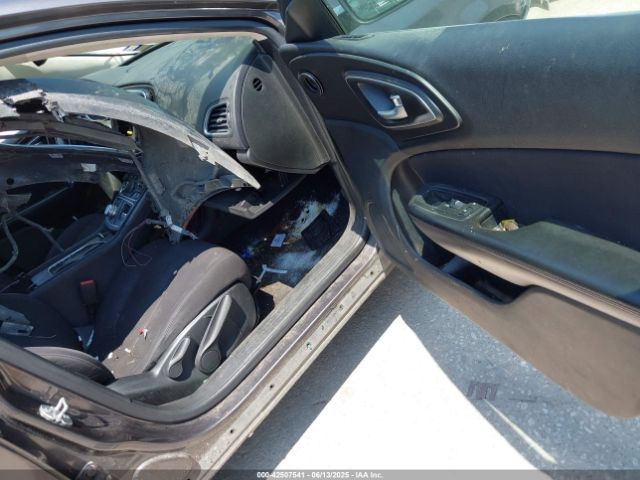 2015 CHRYSLER 200 1C3CCCAB6FN594048 Photo 4