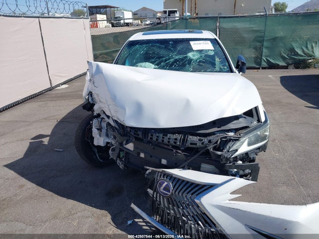 Lexus a25a-fxs, 3nm 2021 58ADA1C15MU008090 Image 6