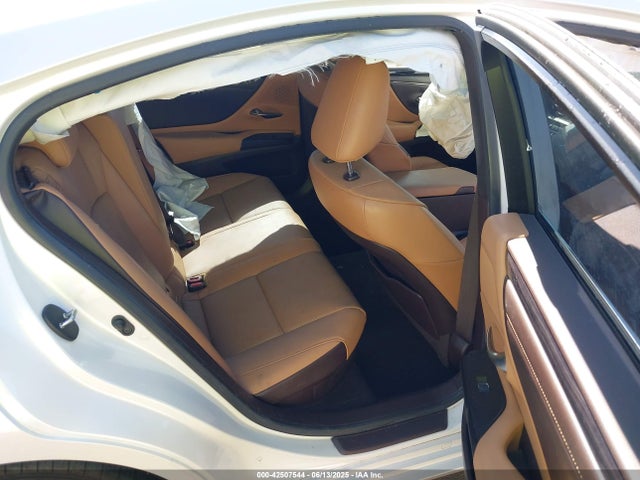 Lexus a25a-fxs, 3nm 2021 58ADA1C15MU008090 Image 8