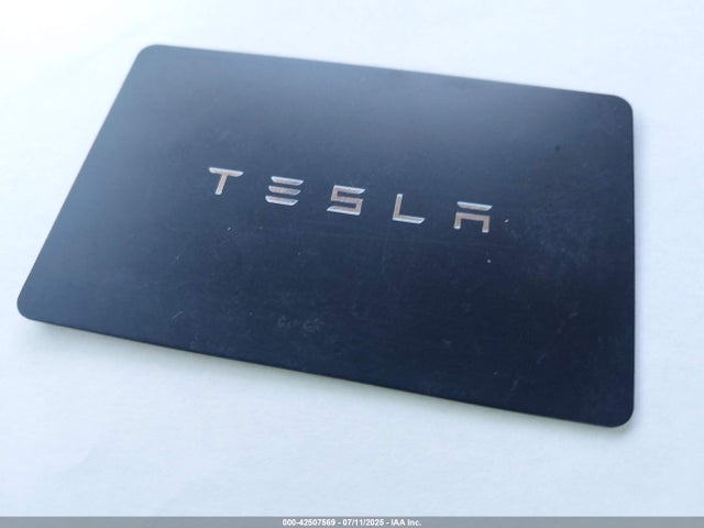 2024 TESLA MODEL Y 7SAYGDED2RF032628 Photo 10