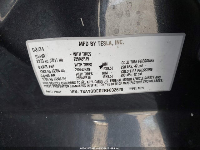 2024 TESLA MODEL Y 7SAYGDED2RF032628 Photo 8