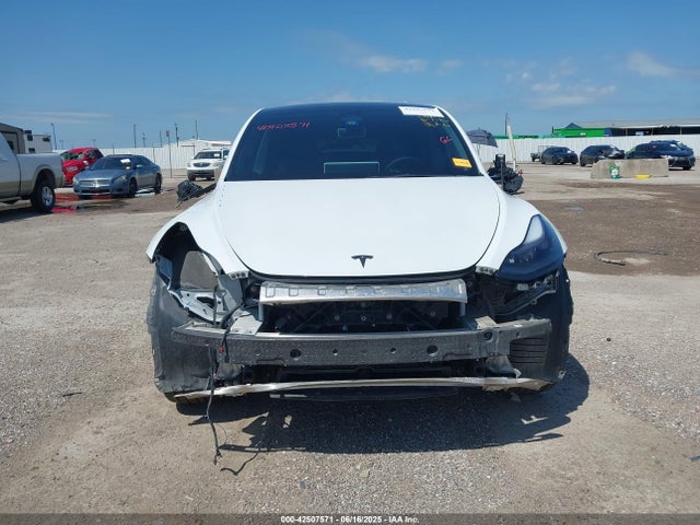 Tesla 2023 2023 7SAYGDEE0PA178495 Image 12