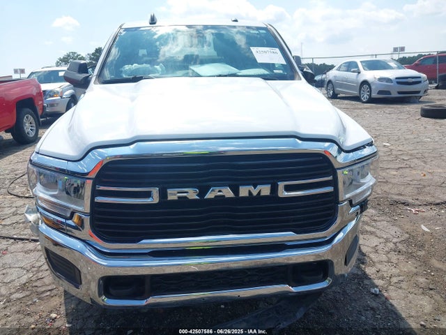 2021 Ram 2500 Big Horn  4x4 6'4 Box მანქანა იყიდება აუქციონზე, vin: 3C6UR5DL2MG554710, აუქციონის ნომერი: 42507586
