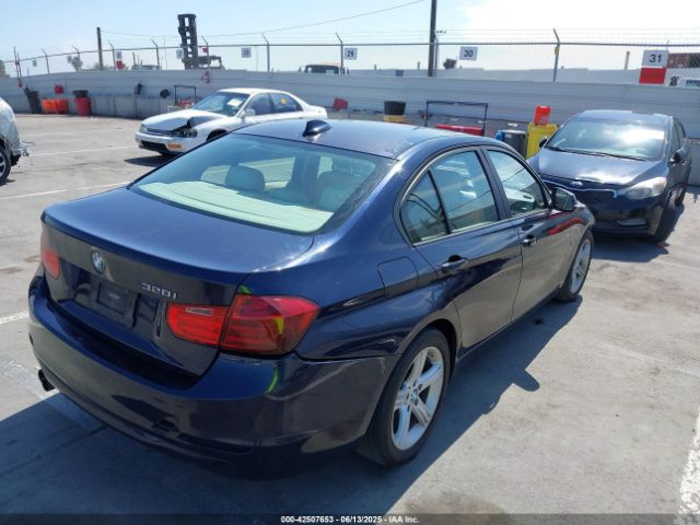 2012 BMW 328I WBA3C1C58CA696975 Photo 3