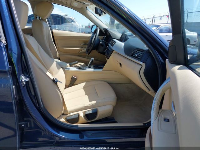 2012 BMW 328I WBA3C1C58CA696975 Photo 4