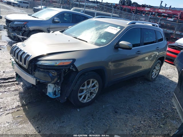 1C4PJLCS6GW319257 Jeep Cherokee
