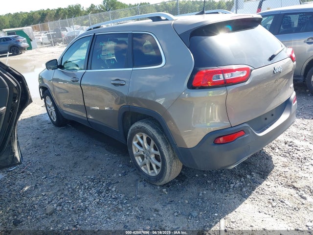 1C4PJLCS6GW319257 Jeep Cherokee