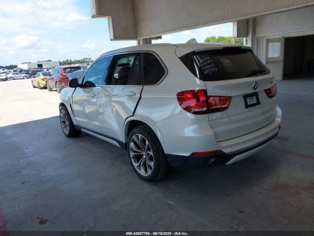 2016 BMW X5 5UXKR0C59G0P31184 Photo 2