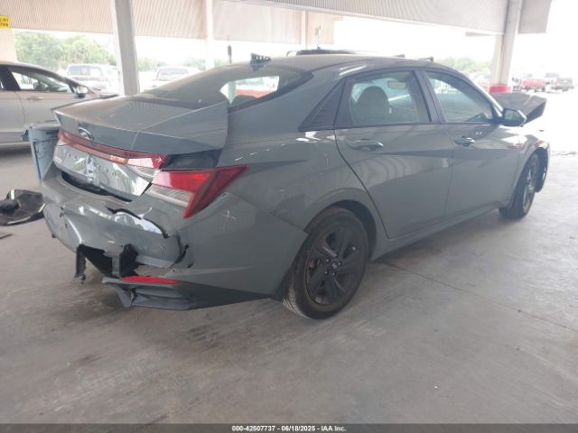 2022 HYUNDAI ELANTRA KMHLS4AGXNU257771 Photo 3