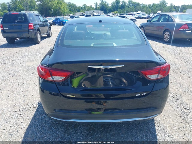 1C3CCCAB1FN611418 Chrysler 2015