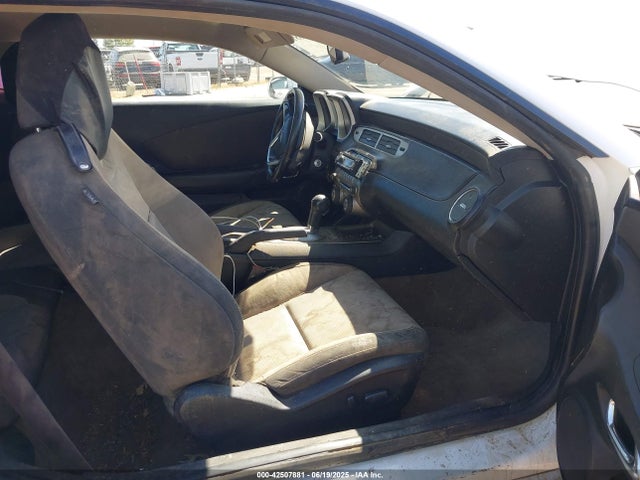 2G1FD1E32F9107677 Chevrolet lfx