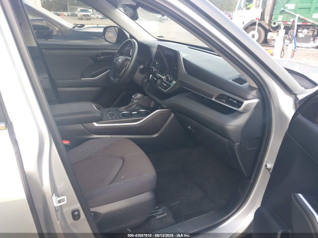 Toyota t24a-fts 2024 5TDKDRAH8RS531186 Image 5