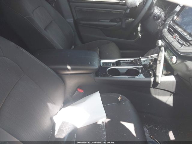 2021 NISSAN ALTIMA 1N4BL4DVXMN311379 Photo 4