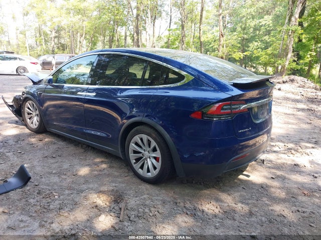 2018 TESLA MODEL X 5YJXCBE41JF128506 Photo 2