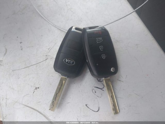 5XYPG4A56GG094191 KIA Sorento 3.3l Lx