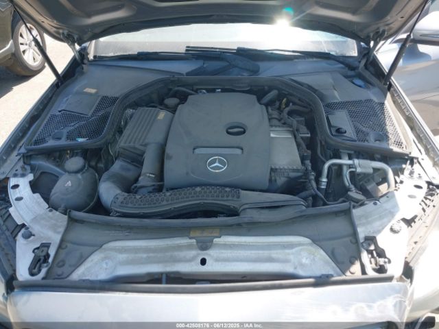 55SWF4JB0GU129379 Mercedes-Benz C 300 Luxury/sport