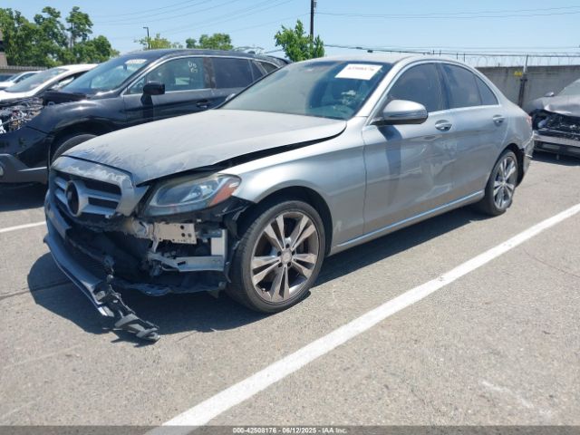 55SWF4JB0GU129379 Mercedes-Benz C 300 Luxury/sport
