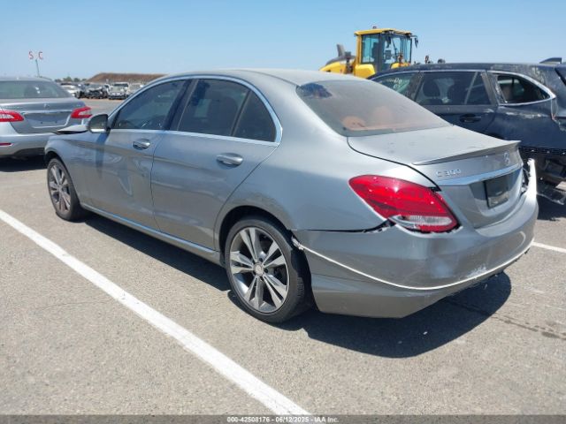 55SWF4JB0GU129379 Mercedes-Benz C 300 Luxury/sport