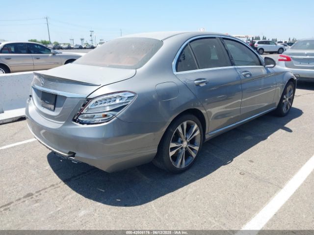 55SWF4JB0GU129379 Mercedes-Benz C 300 Luxury/sport