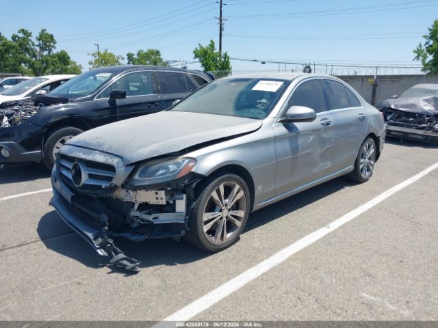 55SWF4JB0GU129379 Mercedes-Benz C 300 Luxury/sport