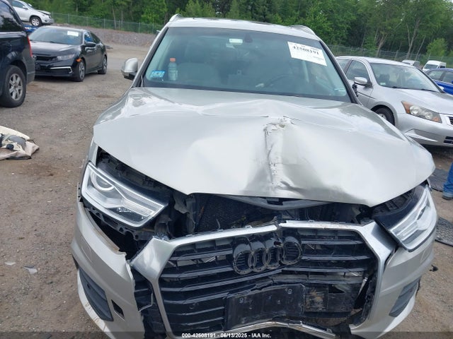 Audi 2017 2017 WA1HCCFSXHR016079 Image 12