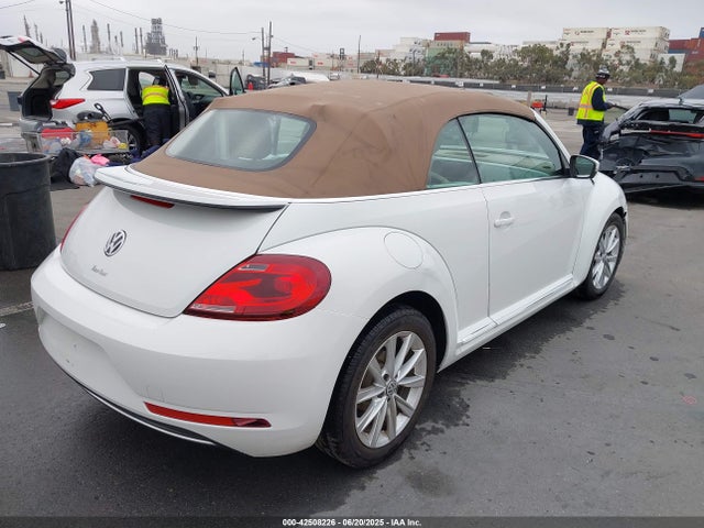3VW517AT2HM824057 Volkswagen 1.8 tsi