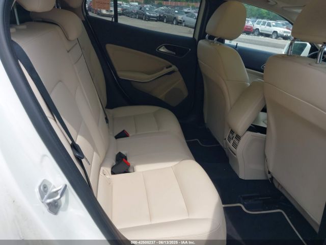 2018 MERCEDES-BENZ GLA 250 WDCTG4GB1JJ370578 Photo 7