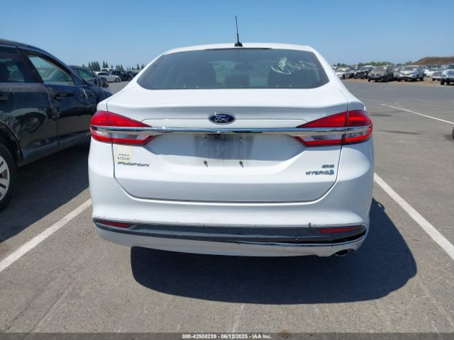 3FA6P0LU1JR225930 Ford Fusion Hybrid Se