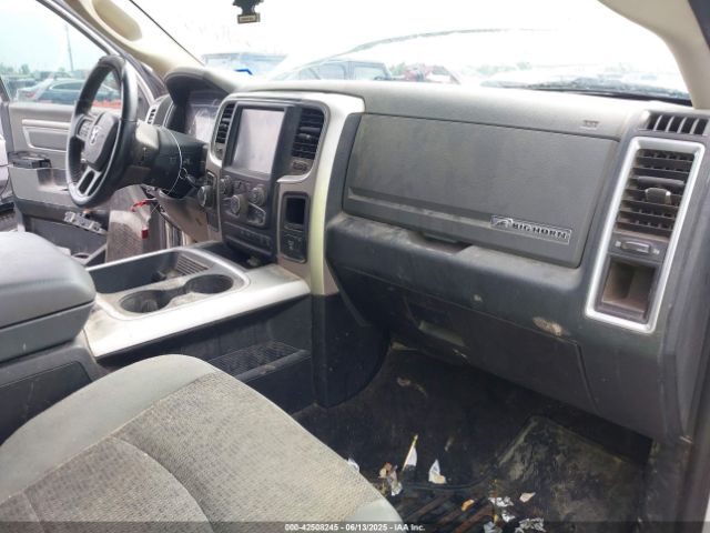 2017 RAM 1500 1C6RR6LT6HS769308 Photo 4