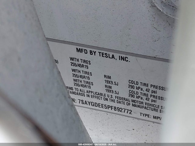 2023 TESLA MODEL Y 7SAYGDEE5PF892772 Photo 8