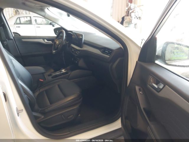 2023 FORD ESCAPE 1FMCU9JZ6PUA87730 Photo 4