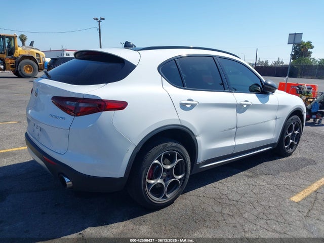 ZASPAKBNXK7C40433 Alfa Romeo 2019
