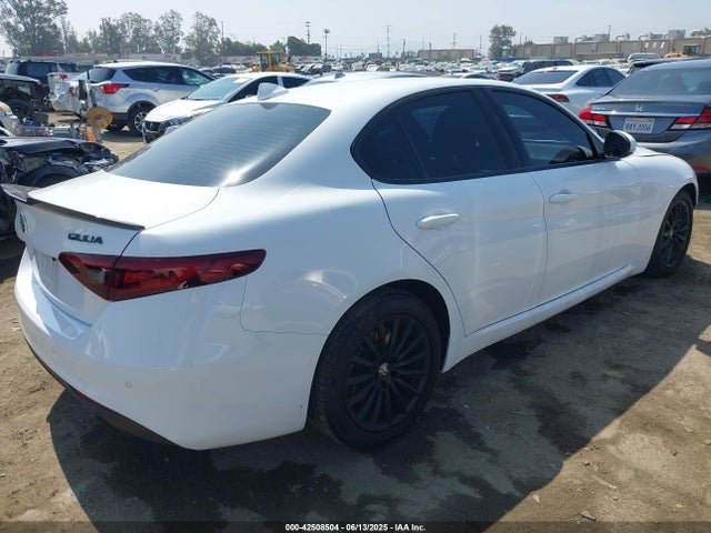 ZARFAMANXN7666070 Alfa Romeo giulia (952)