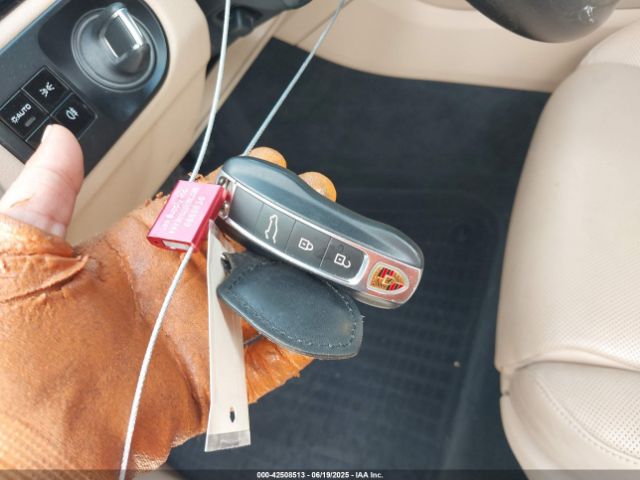 2019 PORSCHE CAYENNE E-HYBRID WP1AE2AY2KDA51354 Photo 10