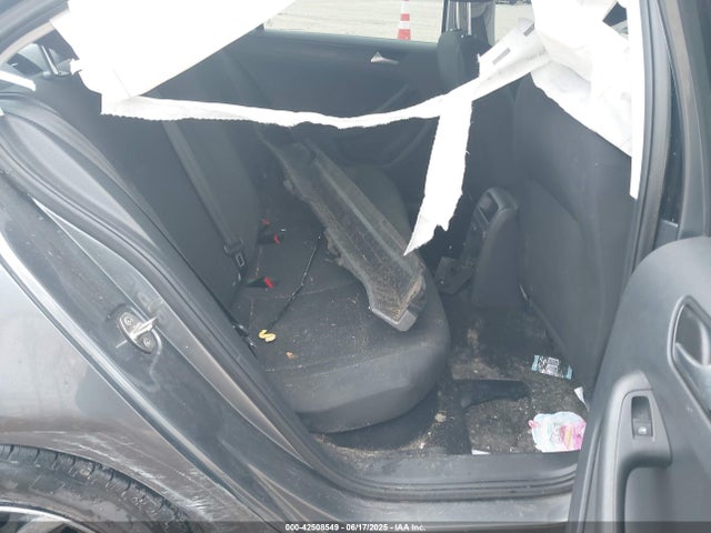 3VW267AJ6GM406232 Volkswagen 2016
