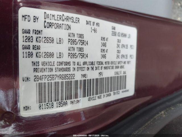 2000 DODGE CARAVAN 2B4FP25B7YR685222 Photo 8