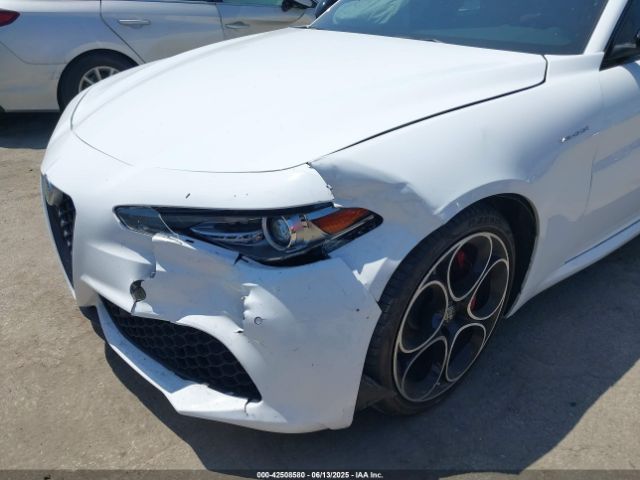 2023 ALFA ROMEO GIULIA ZARFAMBN5P7669508 Photo 5