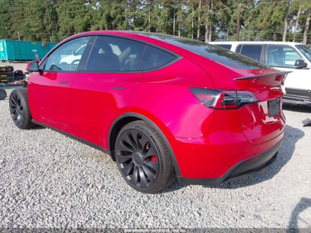 7SAYGDEF2NF409129 Tesla Model Y