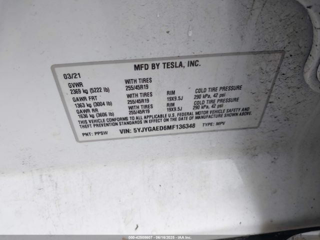 2021 TESLA MODEL Y 5YJYGAED6MF136348 Photo 8