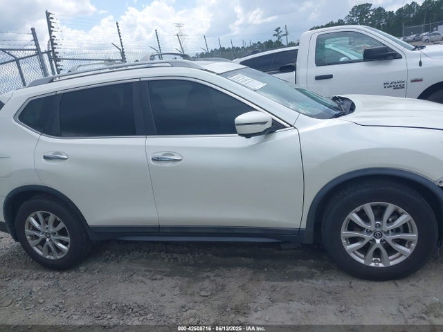 Nissan 2017 2017 5N1AT2MT2HC795280 Image 13