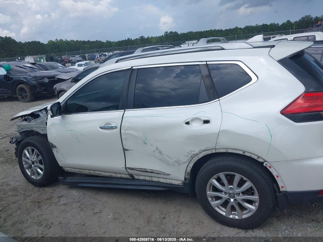 Nissan 2017 2017 5N1AT2MT2HC795280 Image 14
