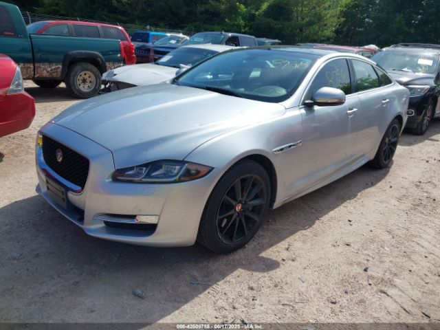 2016 JAGUAR XJ SAJWA1C7XG8W02813 Photo 1